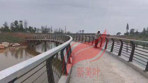 20196191413384 安徽巢湖河道栏杆护栏安装施工现场